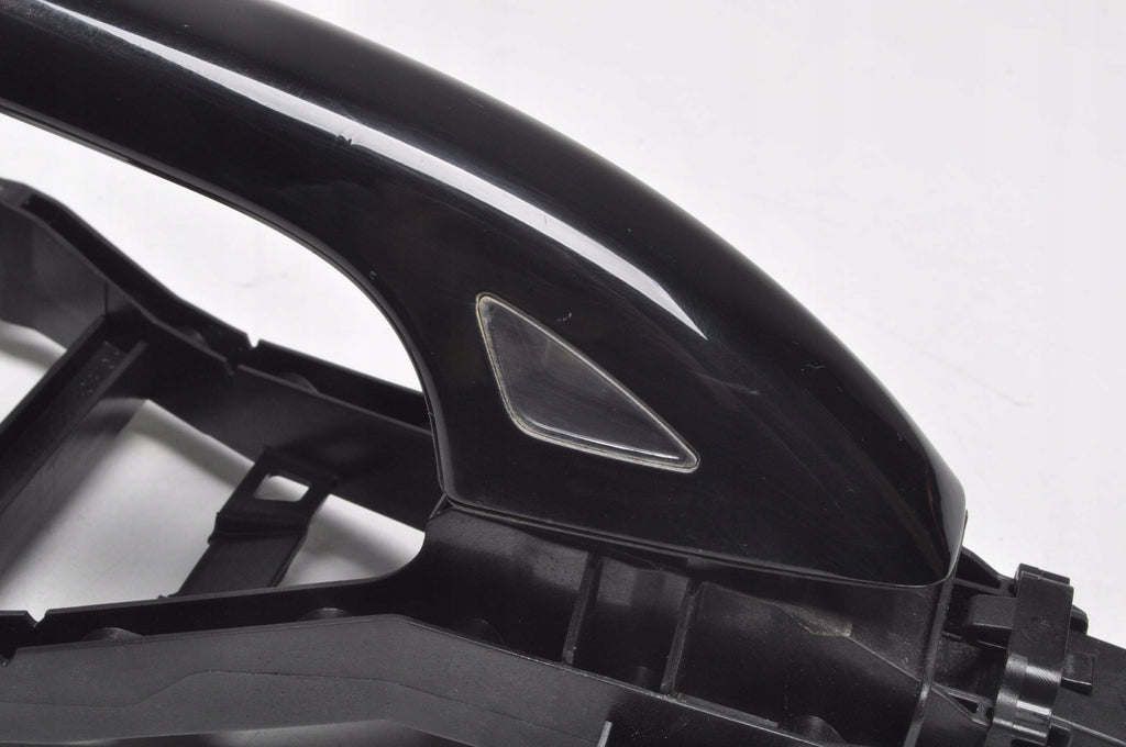 VOLVO V60 II DOOR HANDLE EXTERIOR RIGHT FRONT