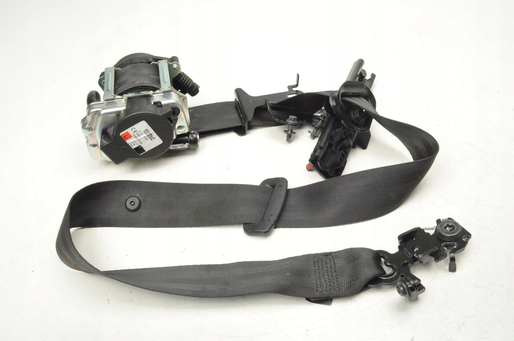 VOLVO V60 II SEAT BELT LEFT FRONT 31462740