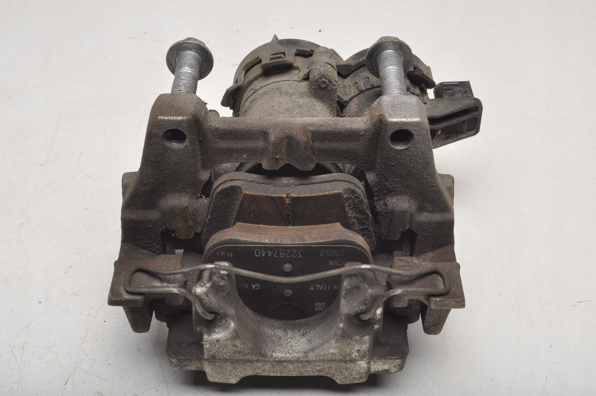 VOLVO V60 II XC60 II BRAKE CALIPER RIGHT REAR P32287434 32217364