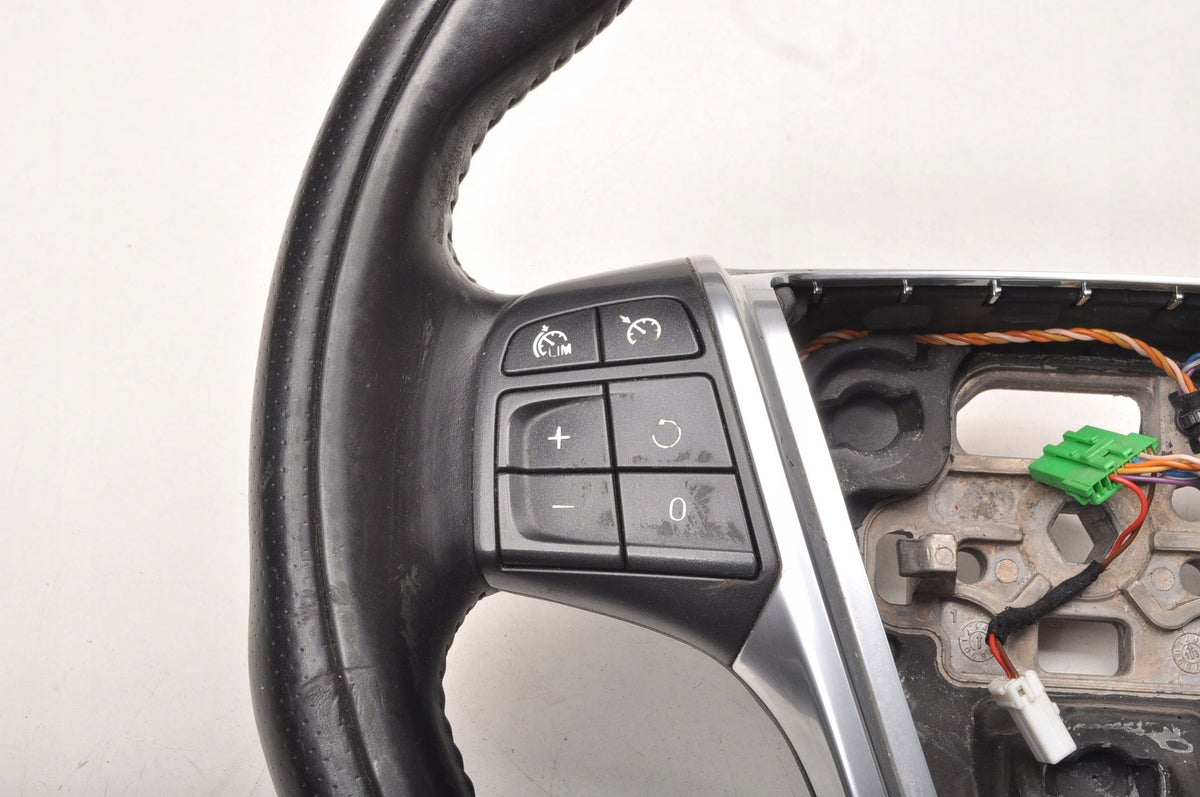 VOLVO V60 MULTIFUNCTION LEATHER STEERING WHEEL