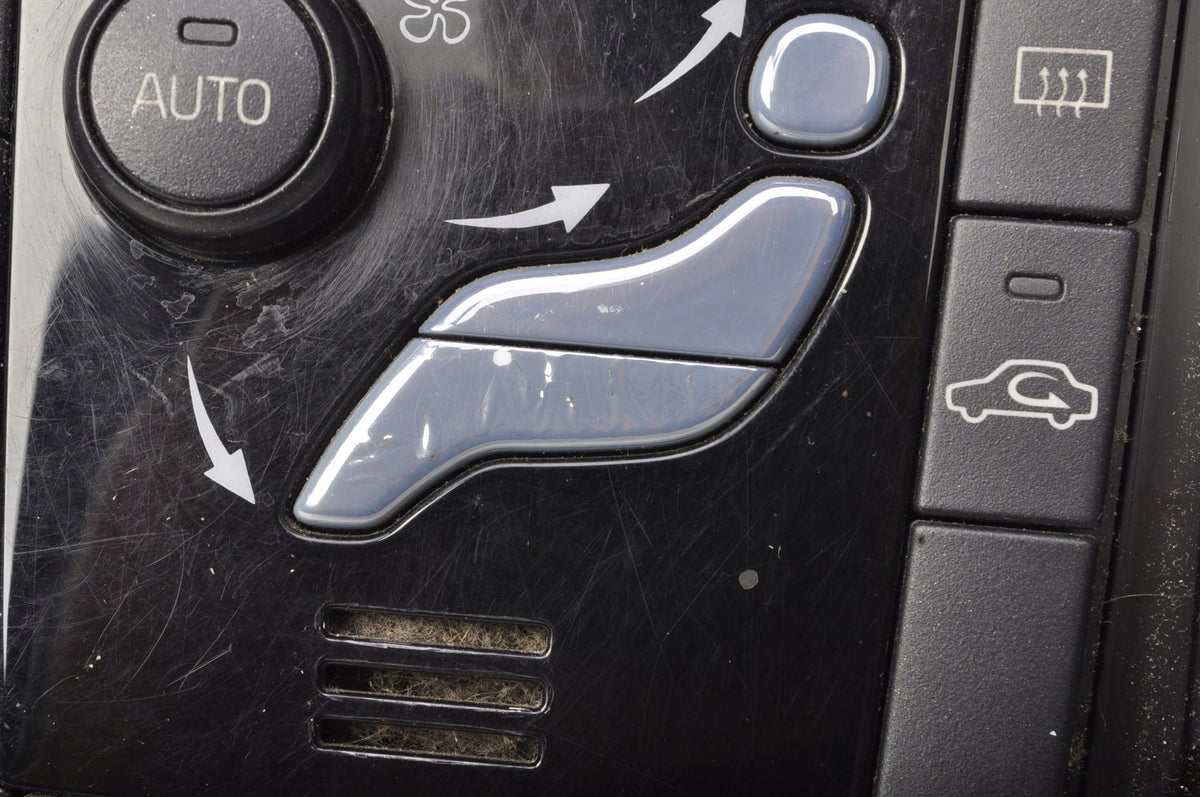 VOLVO V60 PANEL AIR CONDITIONING SWITCH 30795265