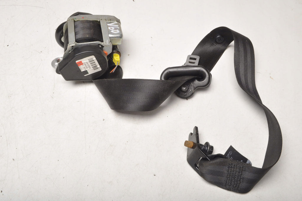 VOLVO V60 SEAT BELT LEFT REAR 2 ROW 39800487