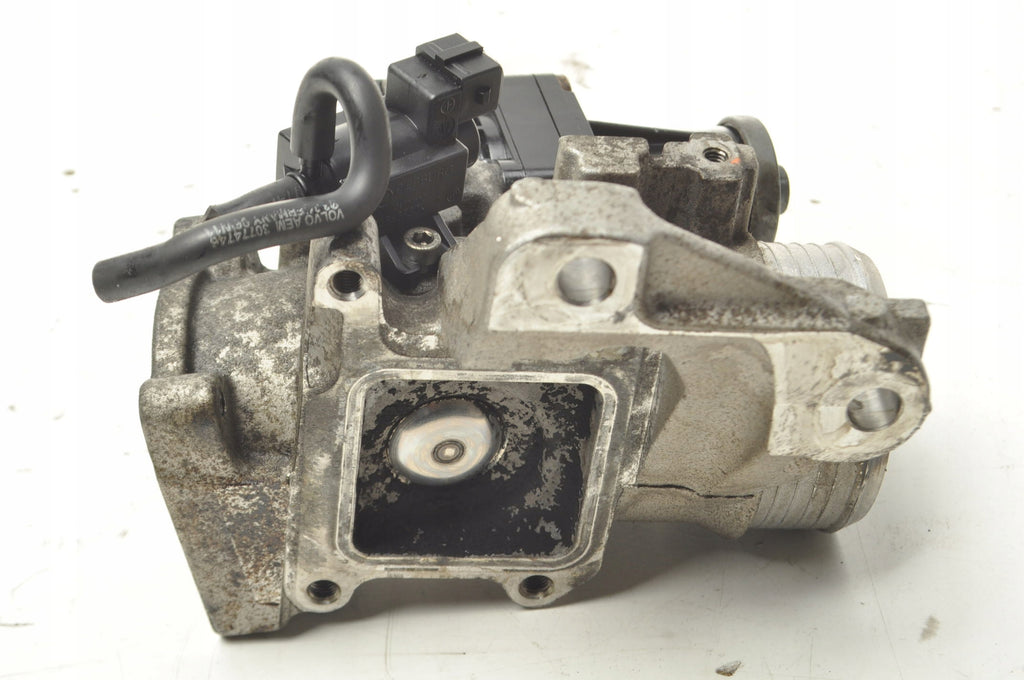 VOLVO V60 XC70 XC60 S60 V70 2.0 D D3 2.4 D5 VALVE EGR 50590601