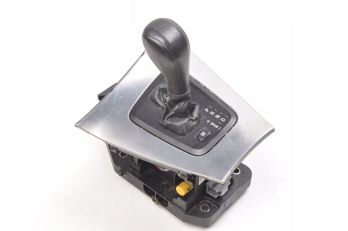 VOLVO V70 II 2.4 D5 SELECTOR GEARBOX JACK 30759280