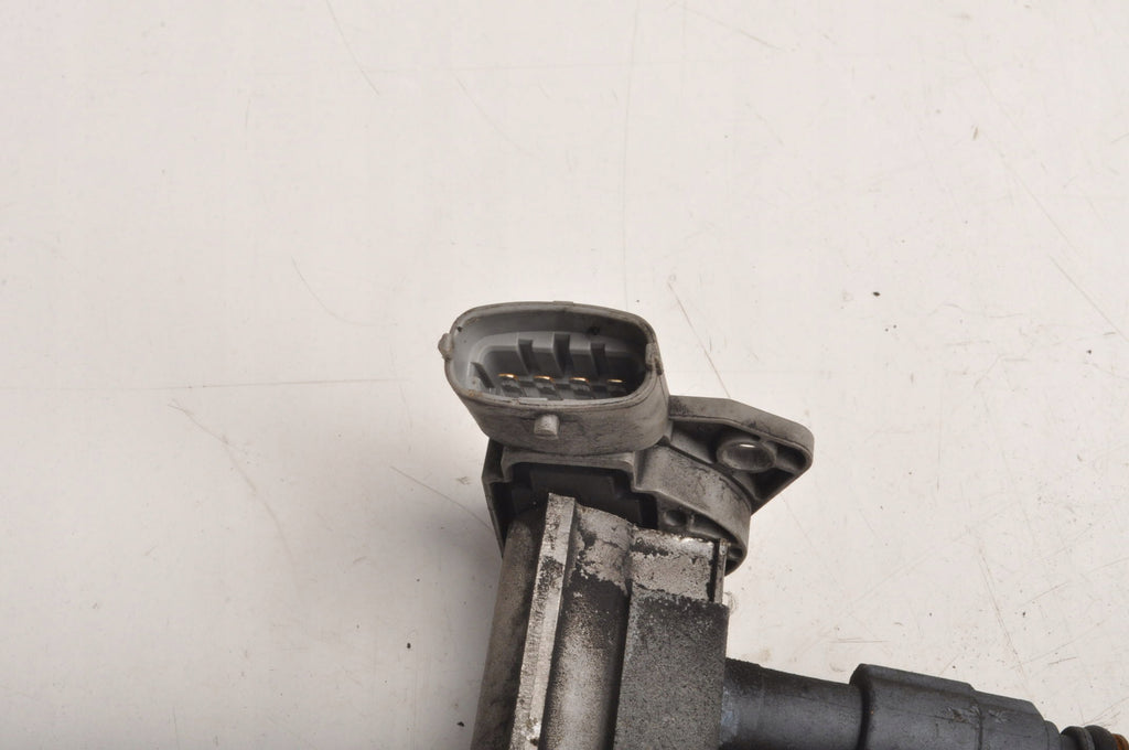 VOLVO V70 II 2.4 INJECTION RAIL 0280155830