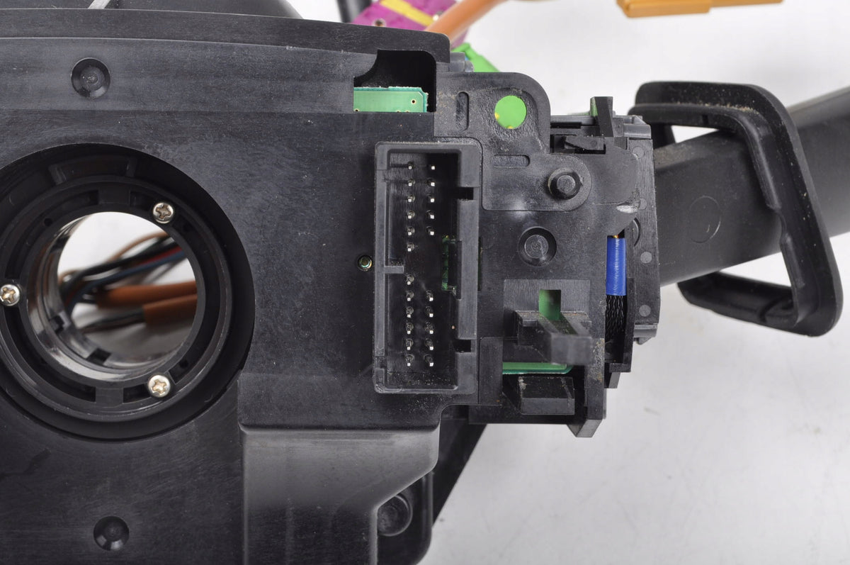 VOLVO V70 II COMBINED SWITCH 30658614 TAPE