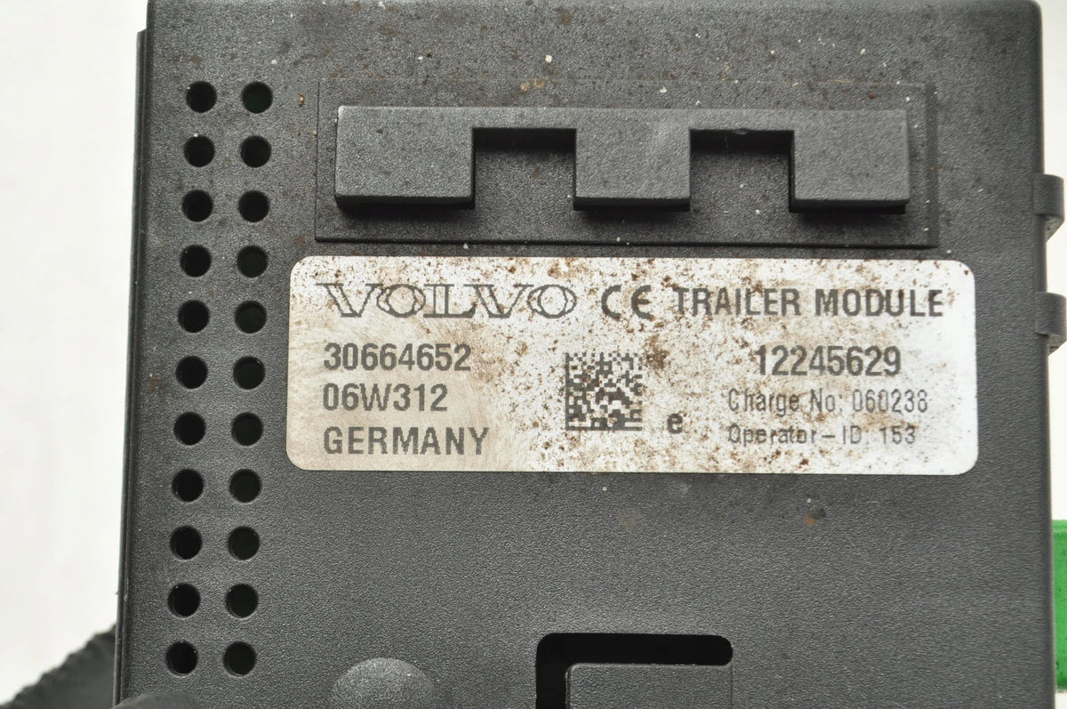 VOLVO V70 II XC70 XC90 MODULE HOOK DRIVER 30664652