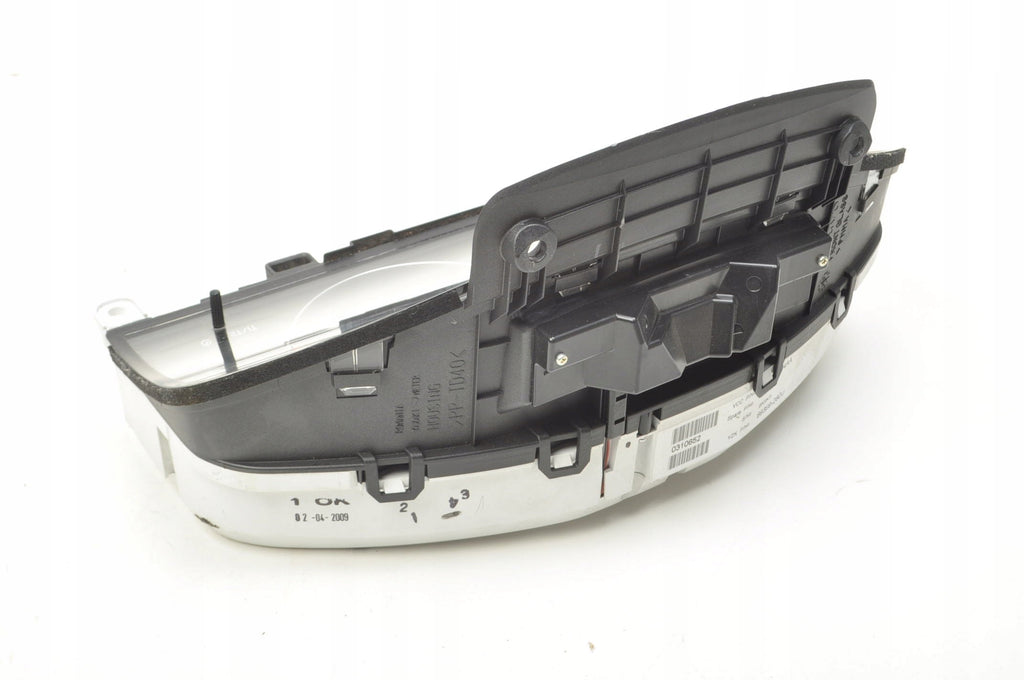 VOLVO V70 III 2.5T 231KM COUNTER CLOCKS 31270904AA 31270904 UK