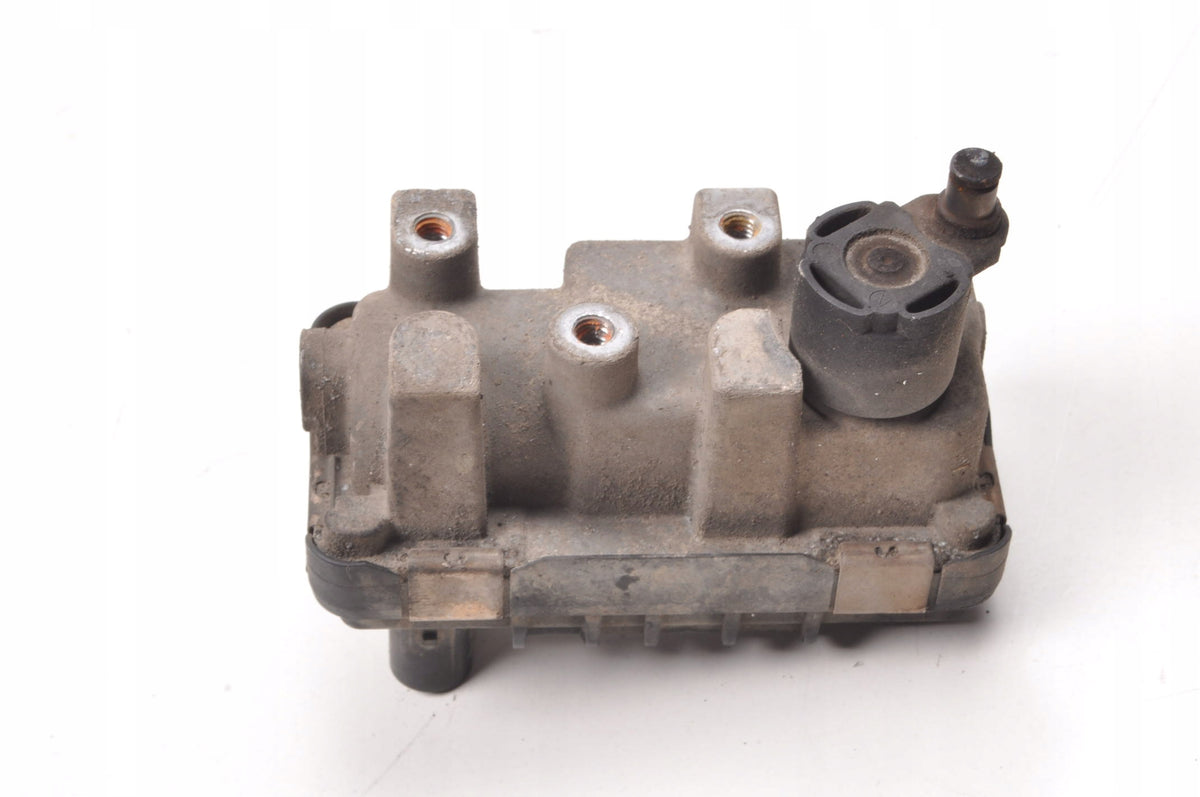 VOLVO V70 III CONTROLLER TURBINE SETTER 6NW009543 G27