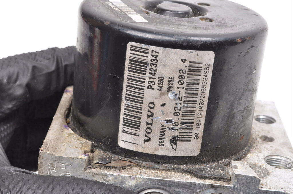 VOLVO V70 III PUMP ABS 31423347