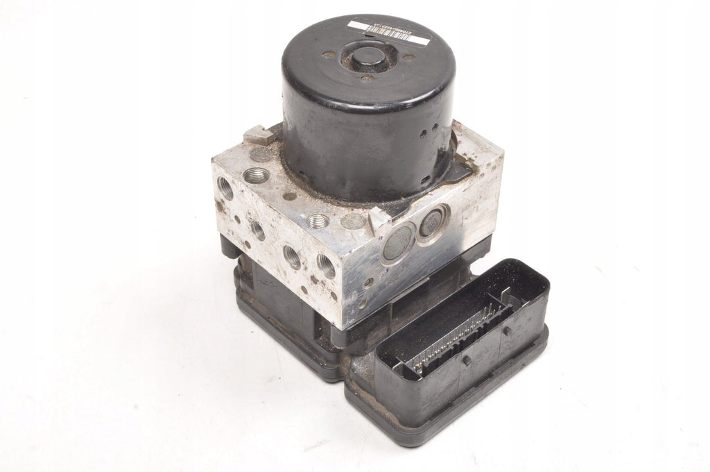 VOLVO V70 III PUMP ABS 31423347