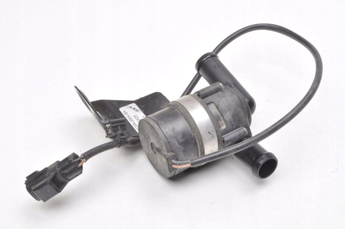 VOLVO V70 III S80 II 4.4 V8 AWD 316KM WATER PUMP 30780525