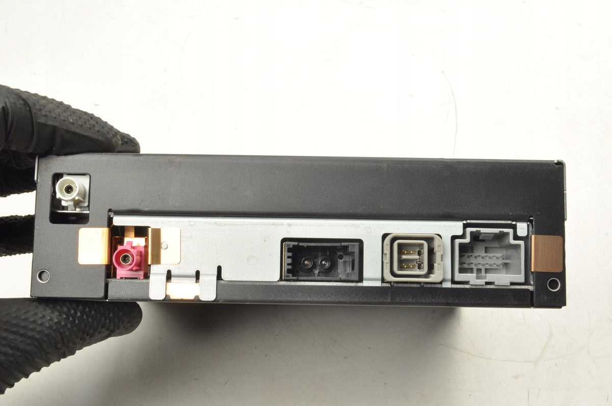 VOLVO V70 III S80 II XC70 NAVIGATION READER 31266071