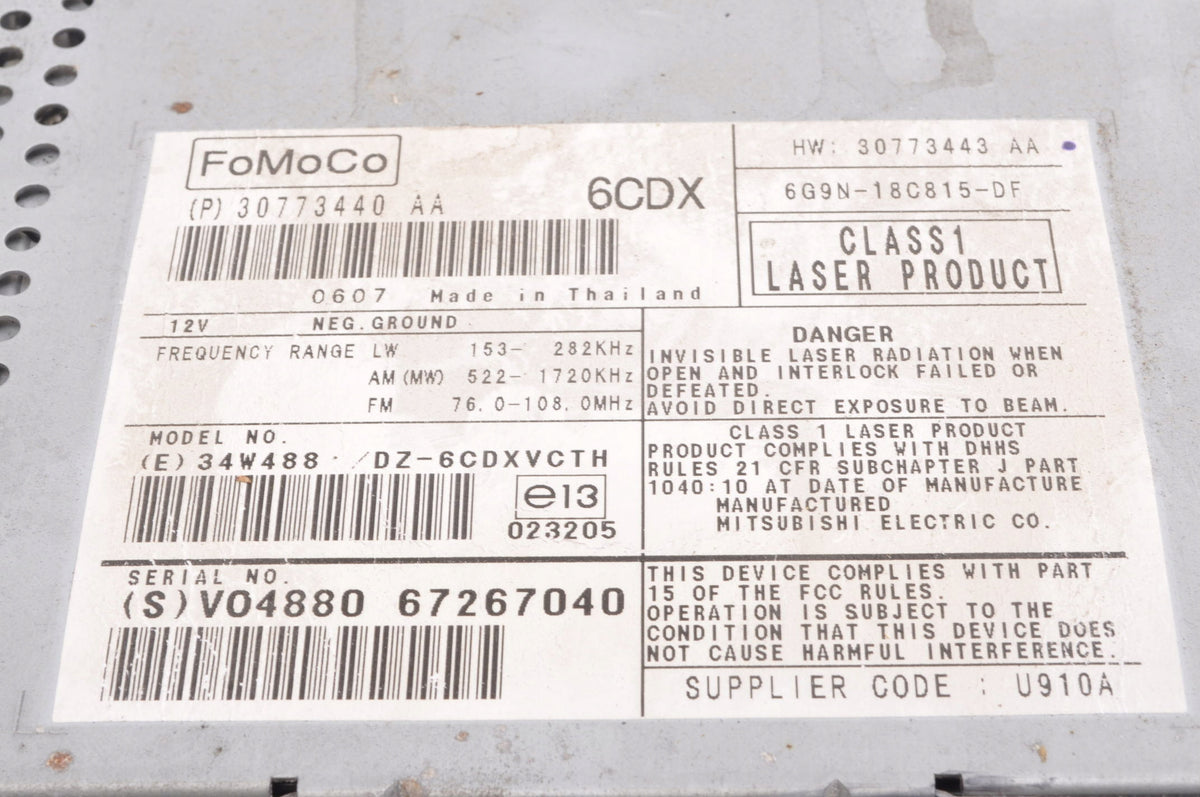 VOLVO V70 III S80 II XC70 RADIO 30773440