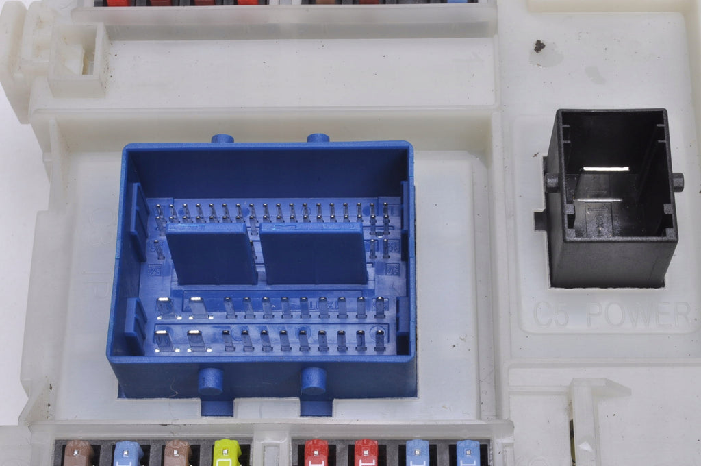VOLVO V70 III S80 XC70 II FUSE BOX 31343678 BG9T-14C256-HA