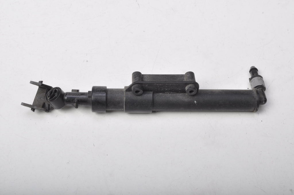 VOLVO V70 III WASHER PUMP RIGHT 31294175