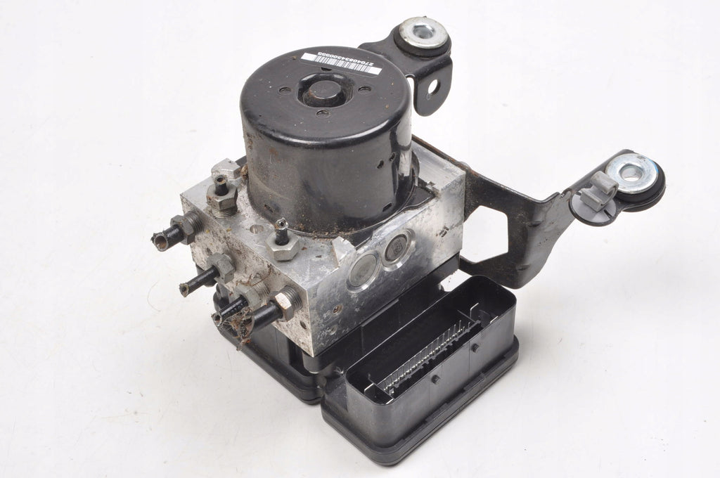 VOLVO V70 III XC70 ABS PUMP 31423347