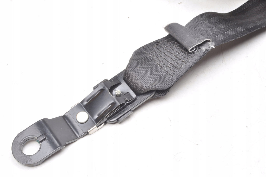 VOLVO V70 III XC70 SEAT BELT RIGHT FRONT 39818796 LIFT