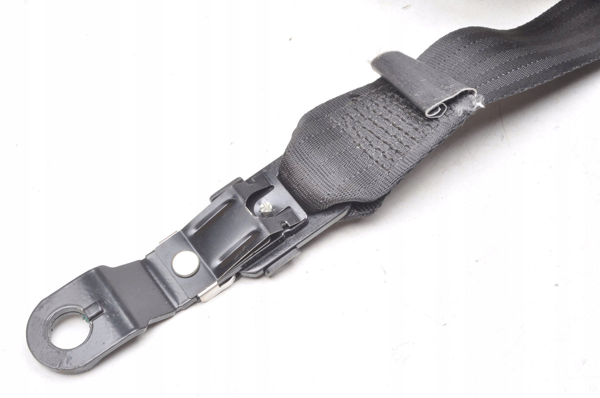 VOLVO V70 III XC70 SEAT BELT RIGHT FRONT 39818796 LIFT