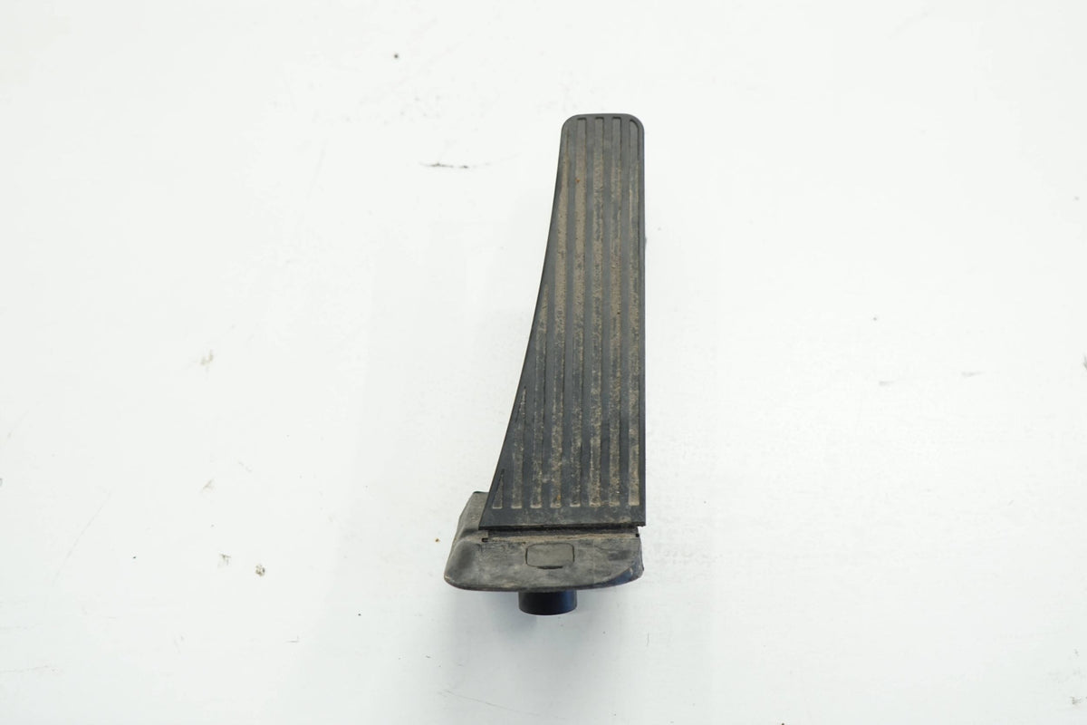 VOLVO V90 19R GAS PEDAL POTENTIOMETER 32269124