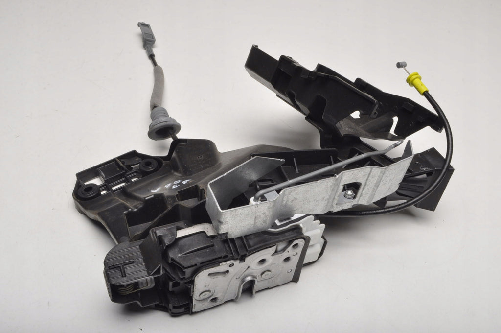 VOLVO V90 II DOOR LOCK LEFT FRONT 31349894