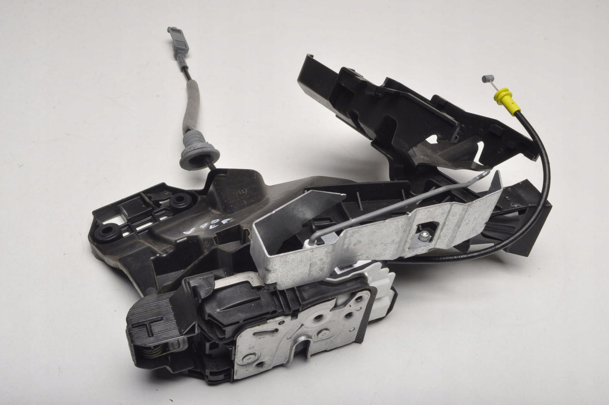 VOLVO V90 II DOOR LOCK LEFT FRONT 31349894