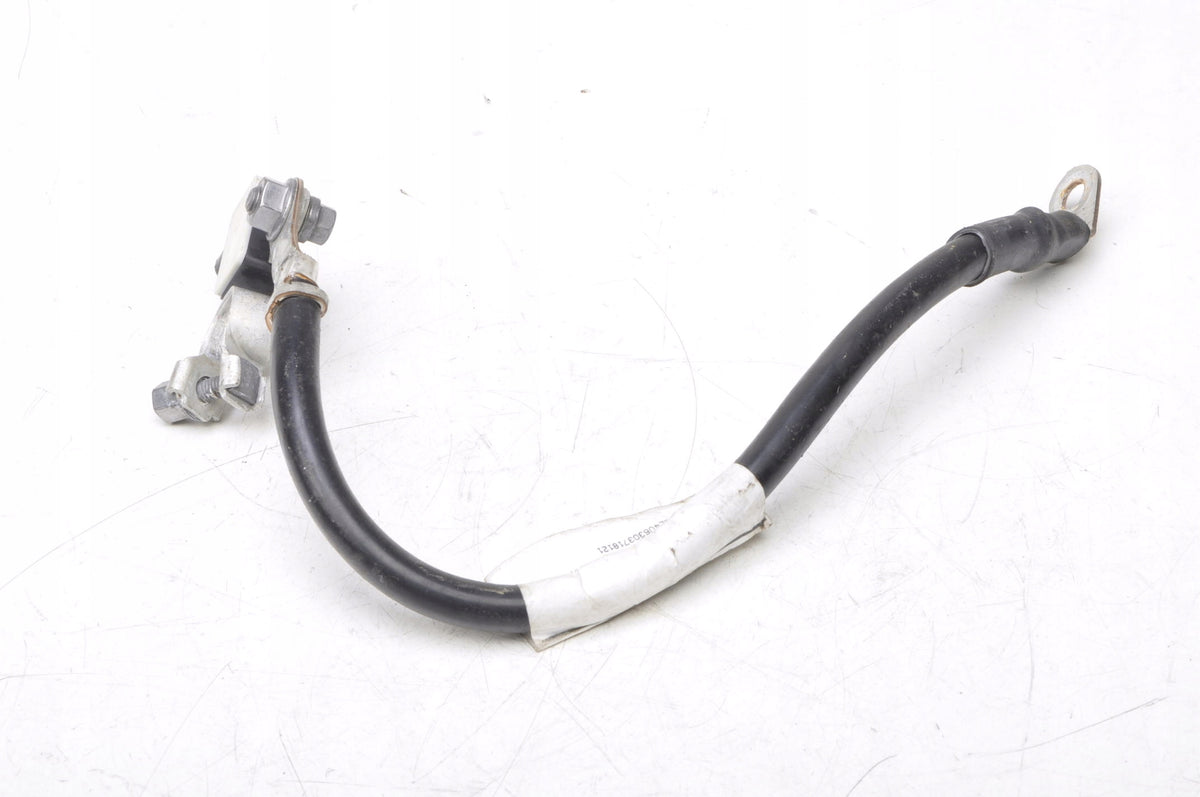 VOLVO V90 II KLEMA MINUS 31376758 31848017