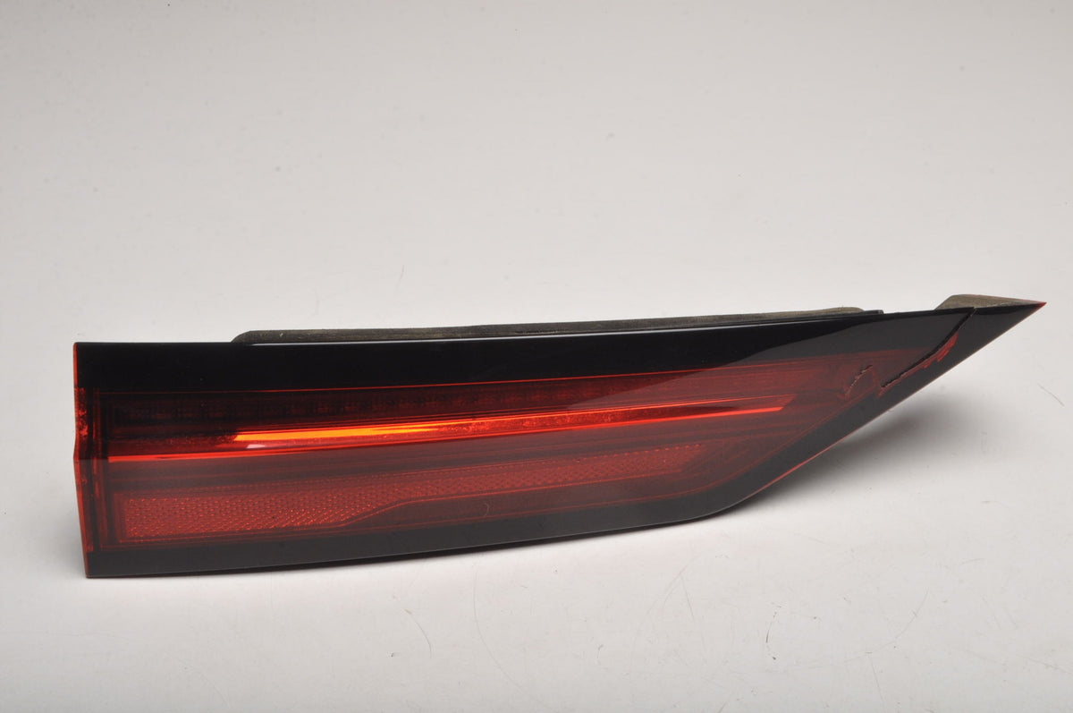VOLVO V90 II LAMP LEFT REAR FLAP 32337136