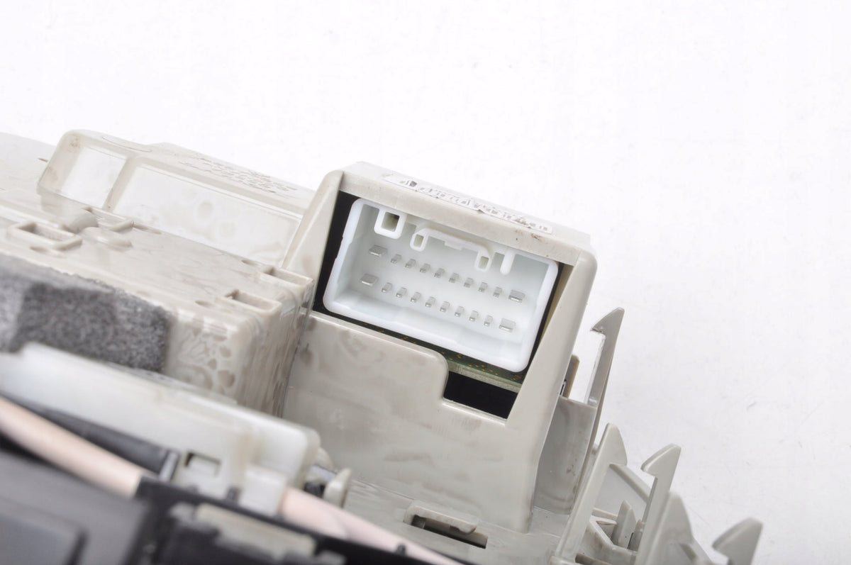 VOLVO V90 II LIGHTING INTERIOR CABIN LAMP 31479609