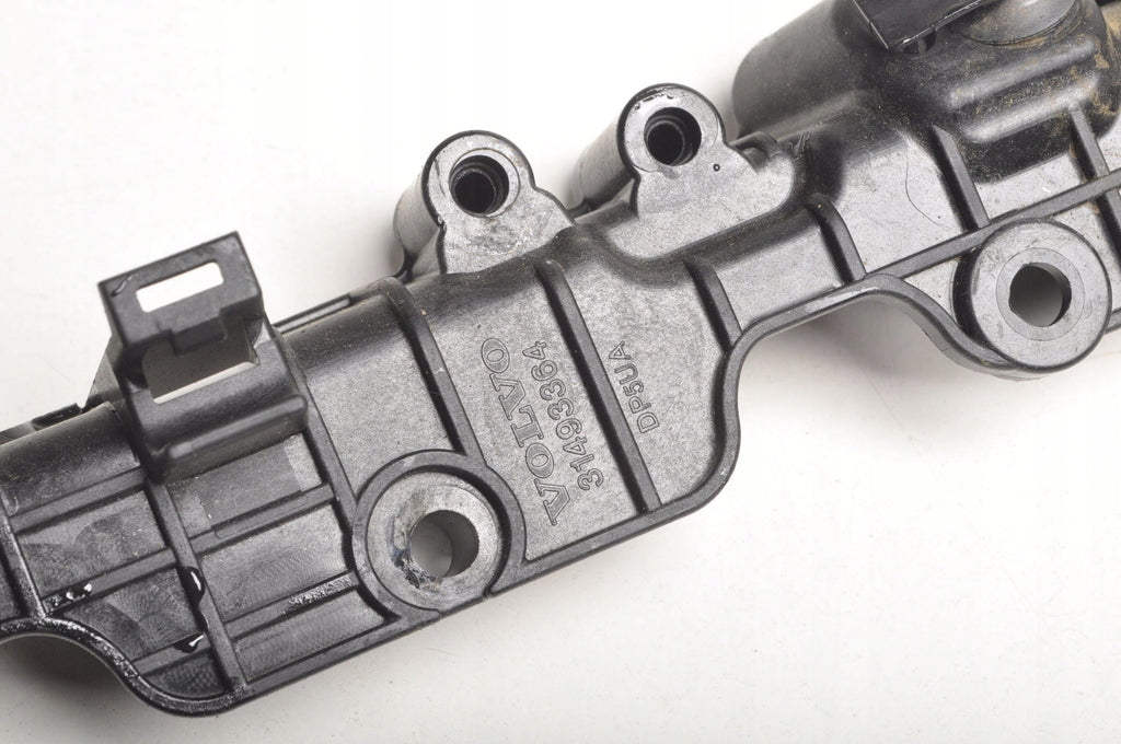 VOLVO V90 II MOUNT BRACKET 31493364