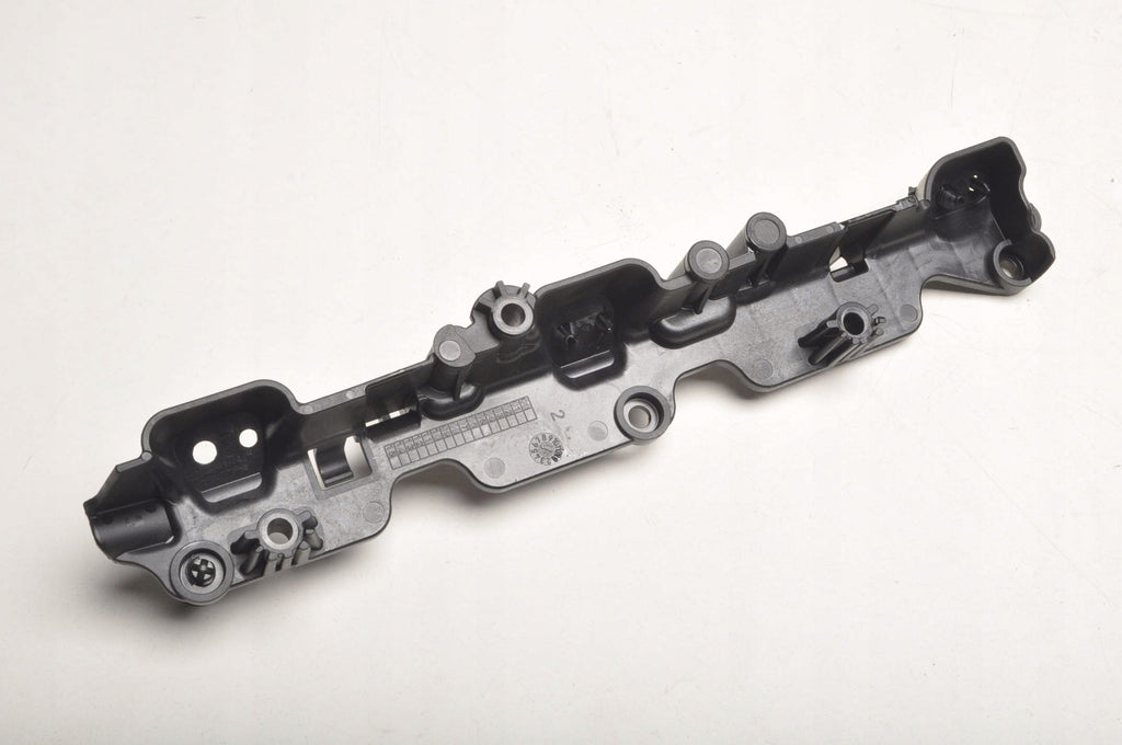 VOLVO V90 II MOUNT BRACKET 31493364