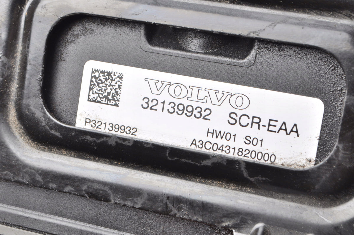 VOLVO V90 II RELAY MODULE ADBLUE 32139932