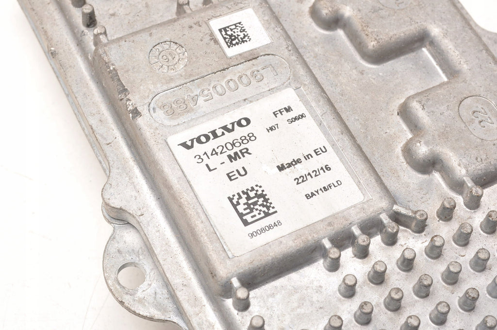 VOLVO V90 II S90 II XC90 II CONVERTER LED MODULE 31420688