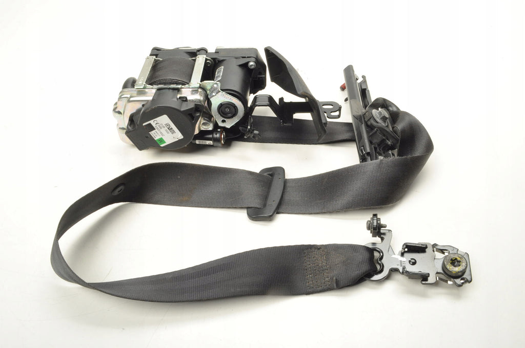 VOLVO V90 II SEAT BELT RIGHT FRONT 31675248
