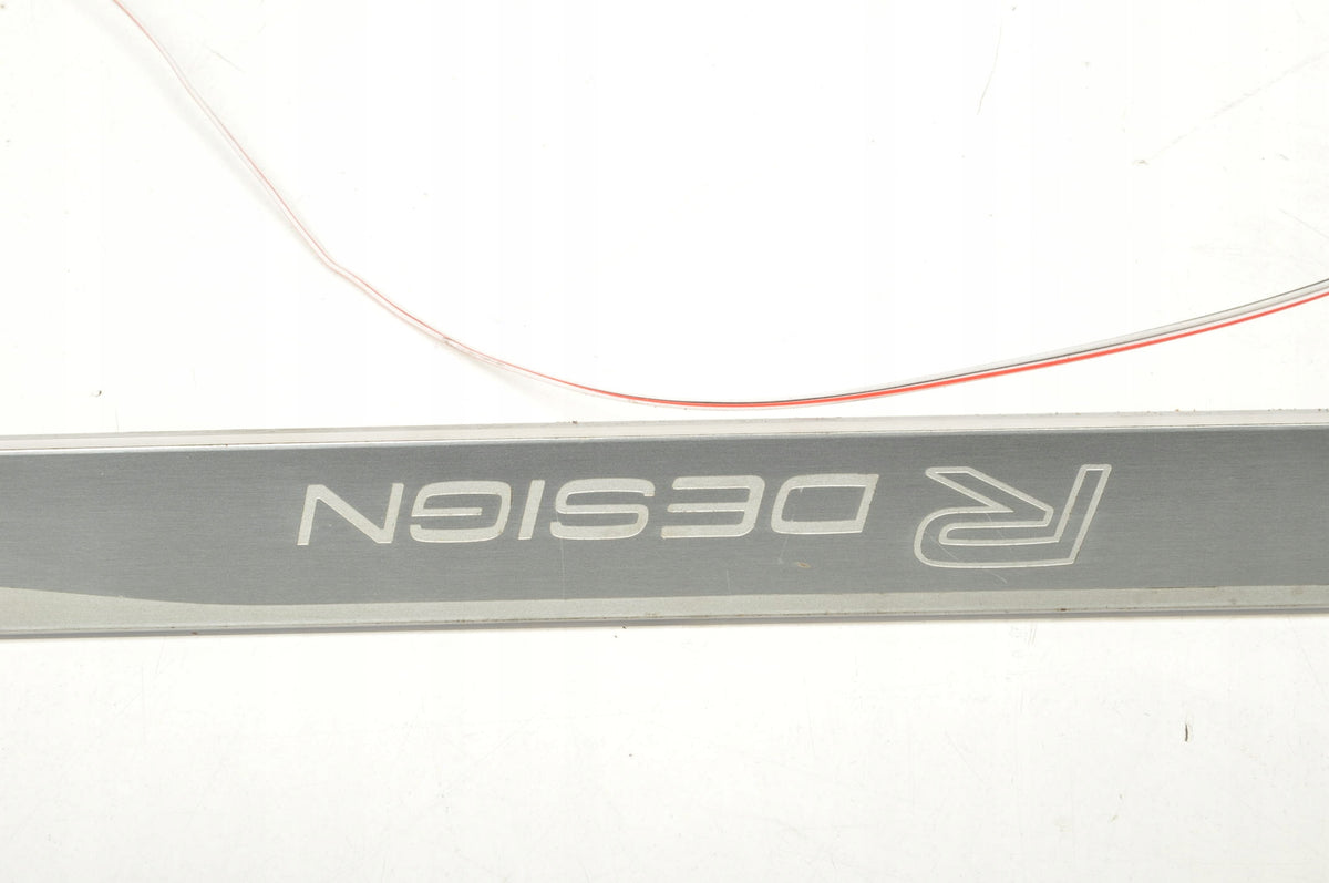 VOLVO V90 II THRESHOLD STRIP LEFT FRONT R-DESIGN 31479065