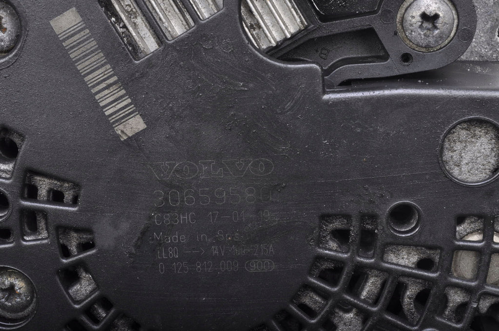 VOLVO V90 II XC40 V40 II S60 II V70 XC60 I 2.0 D4 ALTERNATOR 30659580