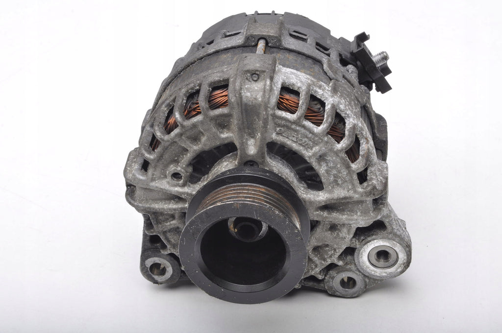 VOLVO V90 II XC40 V40 II S60 II V70 XC60 I 2.0 D4 ALTERNATOR 30659580