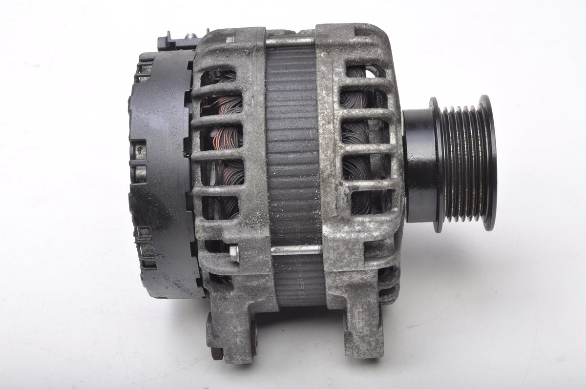 VOLVO V90 II XC40 V40 II S60 II V70 XC60 I 2.0 D4 ALTERNATOR 30659580