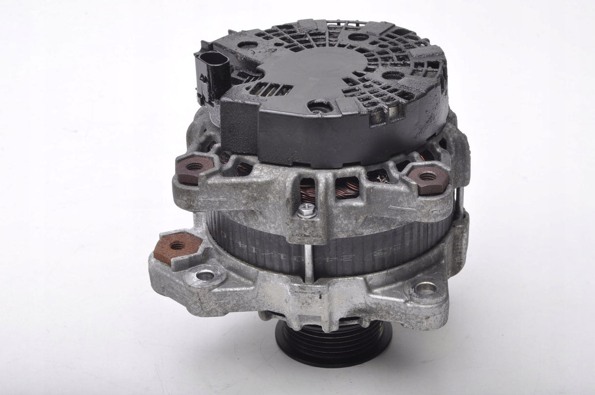 VOLVO V90 II XC40 V40 II S60 II V70 XC60 I 2.0 D4 ALTERNATOR 30659580