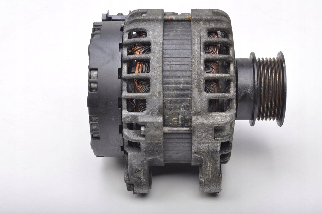 VOLVO V90 II XC40 V40 II S60 II V70 XC60 I 2.0 D4 ALTERNATOR 30659580