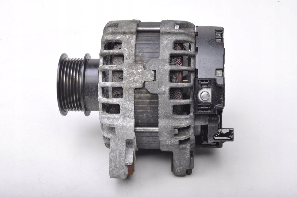 VOLVO V90 II XC40 V40 II S60 II V70 XC60 I 2.0 D4 ALTERNATOR 30659580