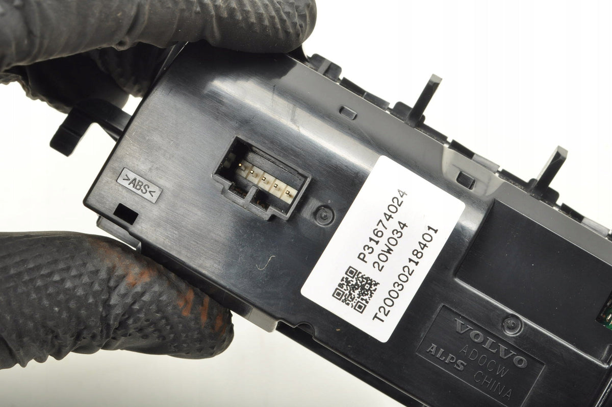 VOLVO V90 II XC90 XC60 PANEL AIR CONDITIONING SWITCH 31674024