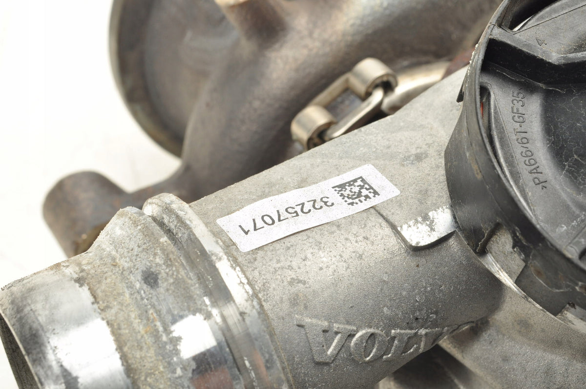 VOLVO XC40 1.5 T3 12V 163KM TURBINE TURBOCHARGER 32257071