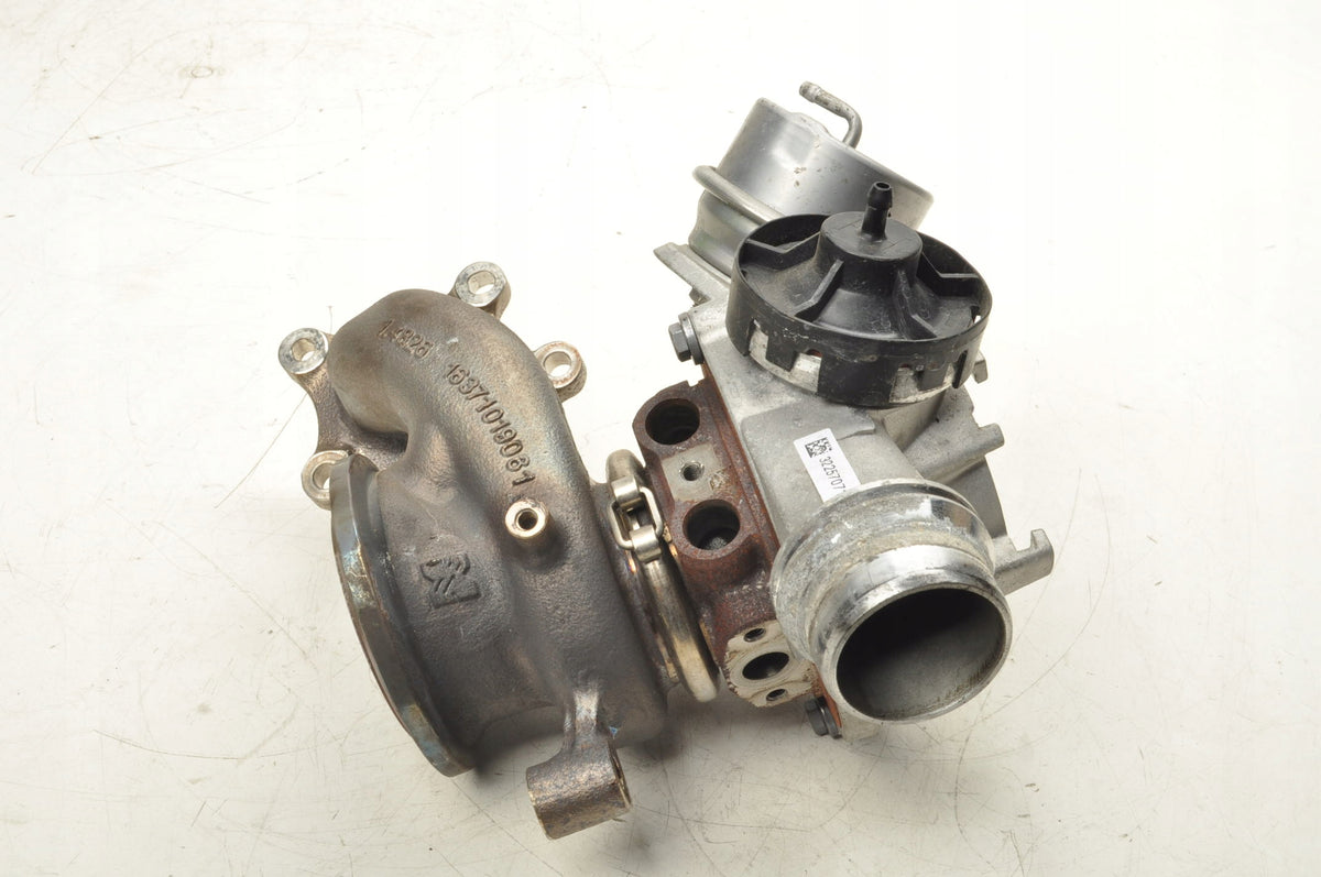 VOLVO XC40 1.5 T3 12V 163KM TURBINE TURBOCHARGER 32257071