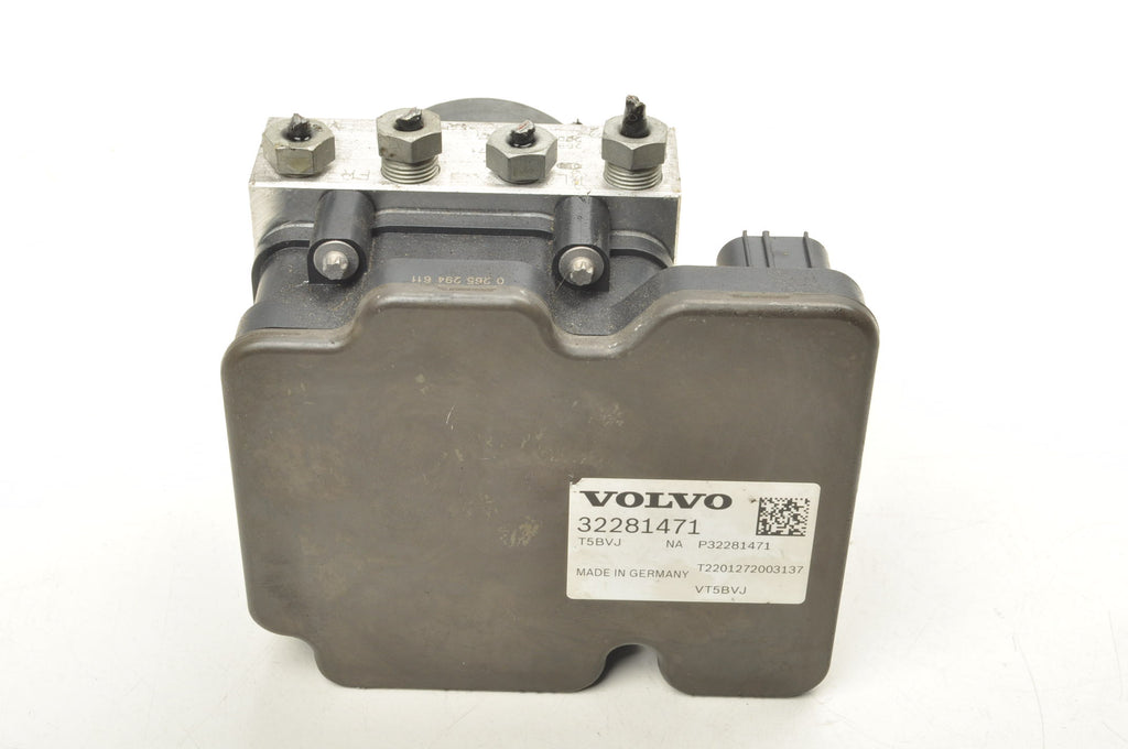 VOLVO XC40 1.5 T3 ABS PUMP 32281471