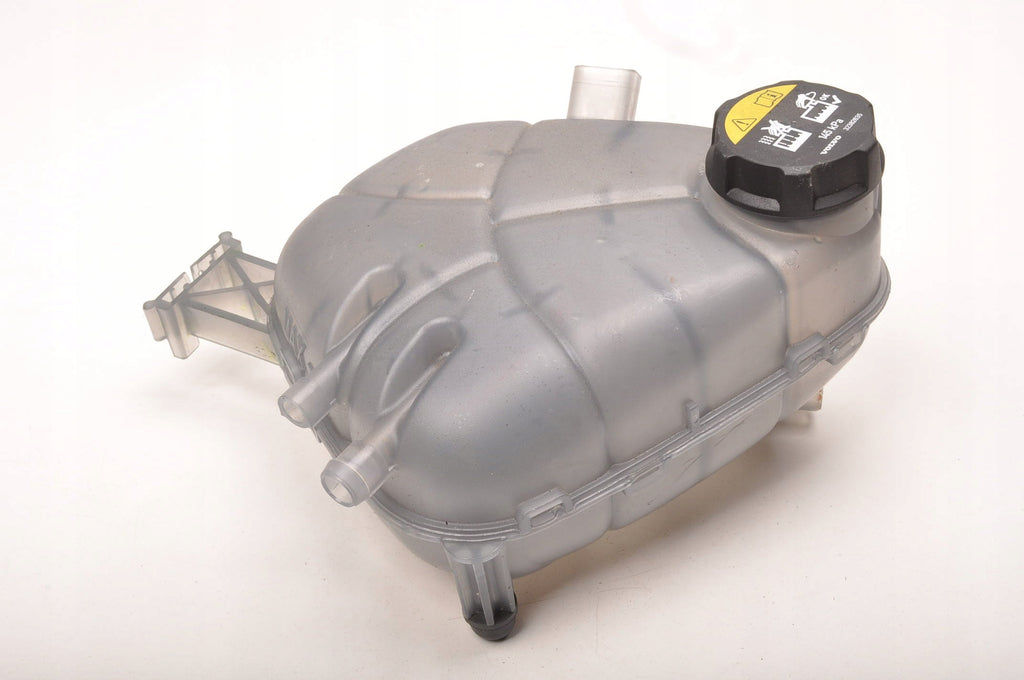 VOLVO XC40 2.0 B4 EXPANSION TANK 25R 31686047