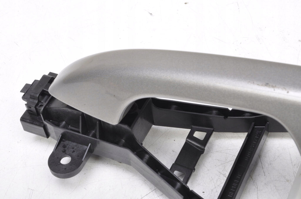 VOLVO XC40 2018- EXTERIOR DOOR HANDLE LEFT REAR 30747097