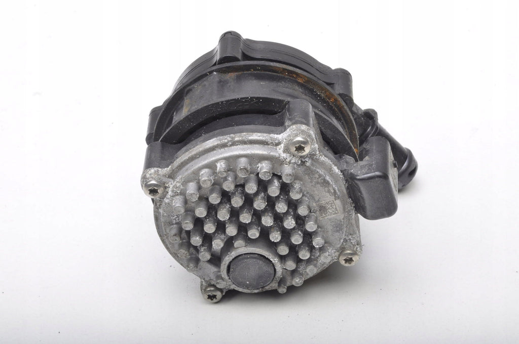 VOLVO XC40 2018- T5 WATER PUMP 32222737