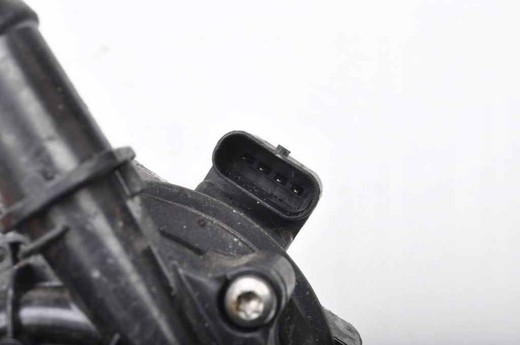 VOLVO XC40 2018- T5 WATER PUMP 32222737