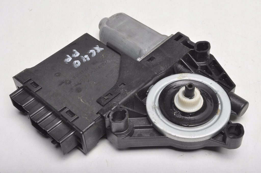 VOLVO XC40 2018- WINDSCREEN MOTOR RIGHT FRONT 31674756 966269-103